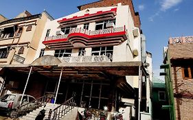 Hotel Apoorv 3*